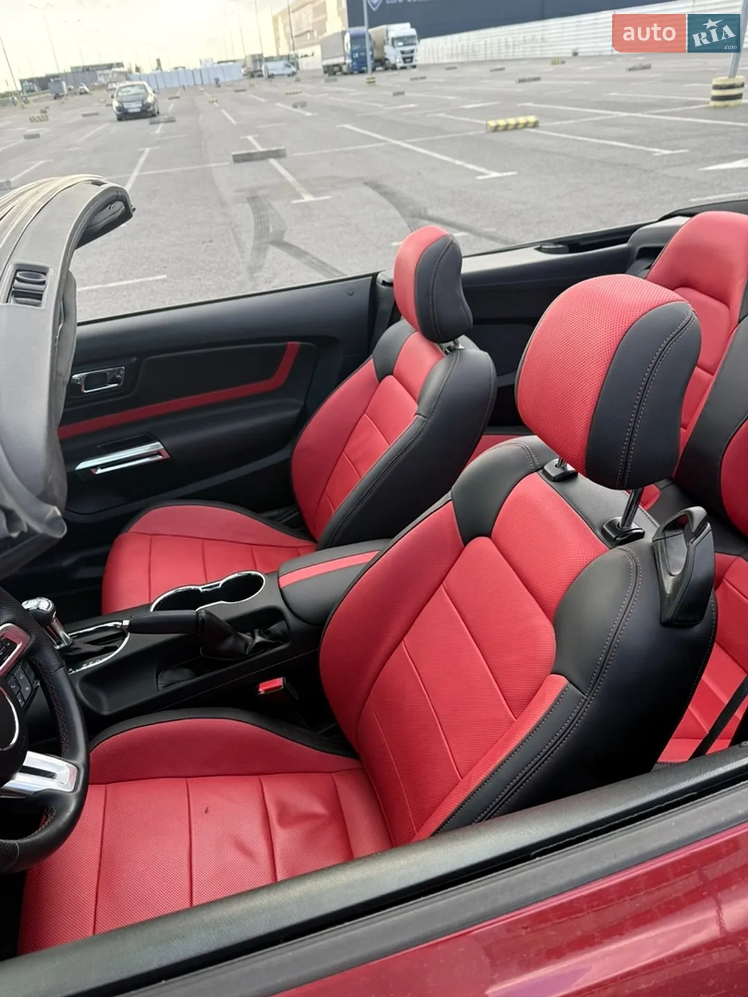2016 Ford Mustang - мініатюра 14