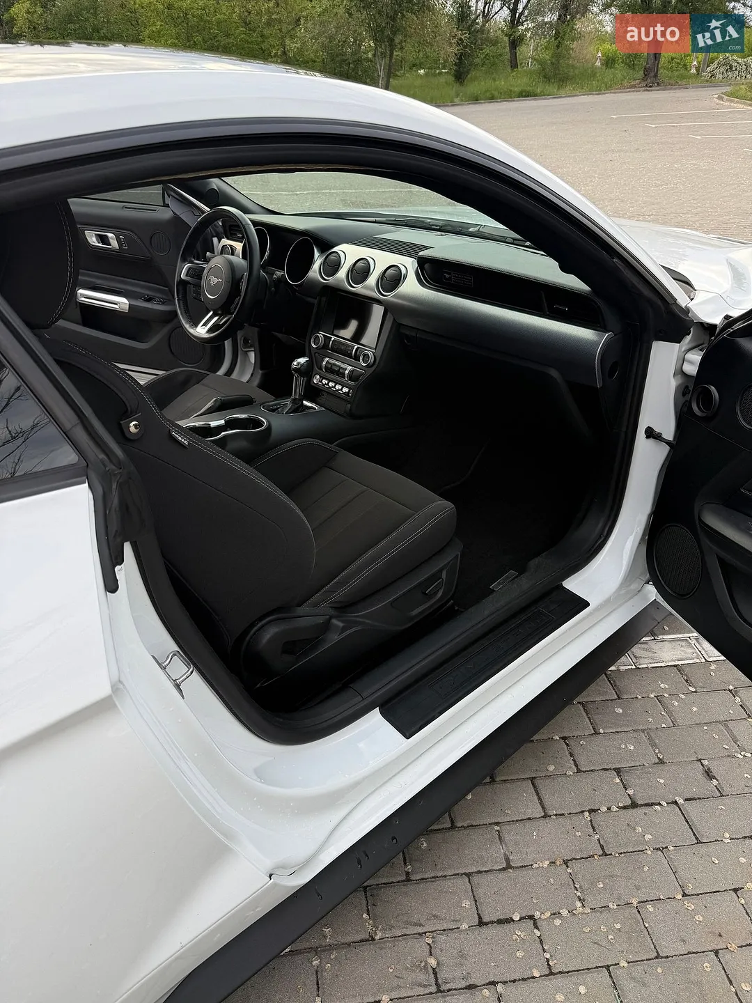 2019 Ford Mustang - мініатюра 11