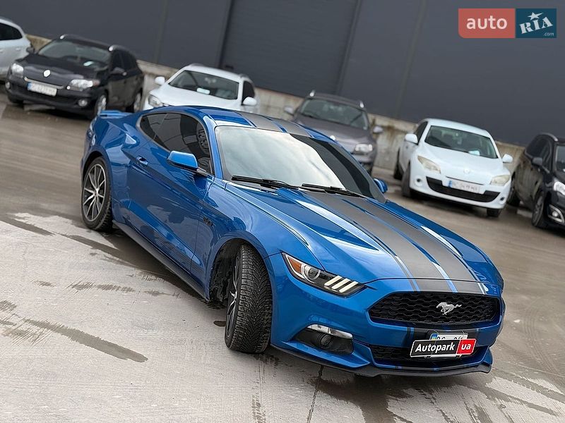 Купе Ford Mustang 2017 в Львове