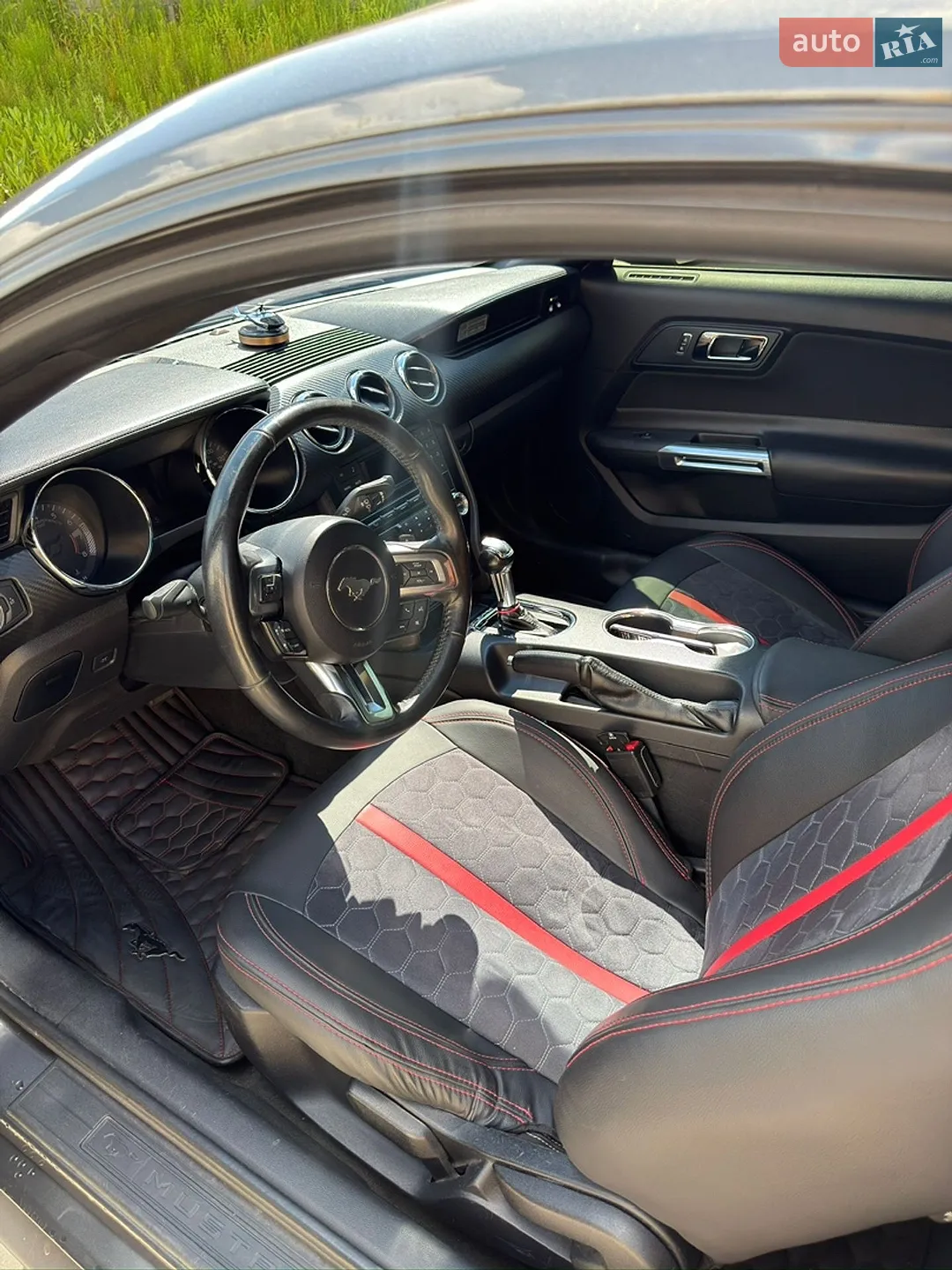2016 Ford Mustang - мініатюра 11