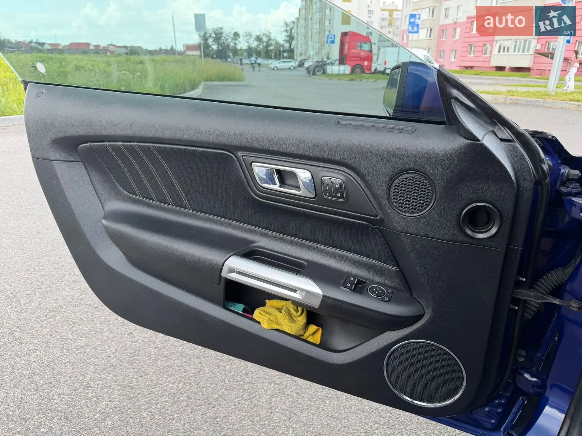 2015 Ford Mustang - мініатюра 5