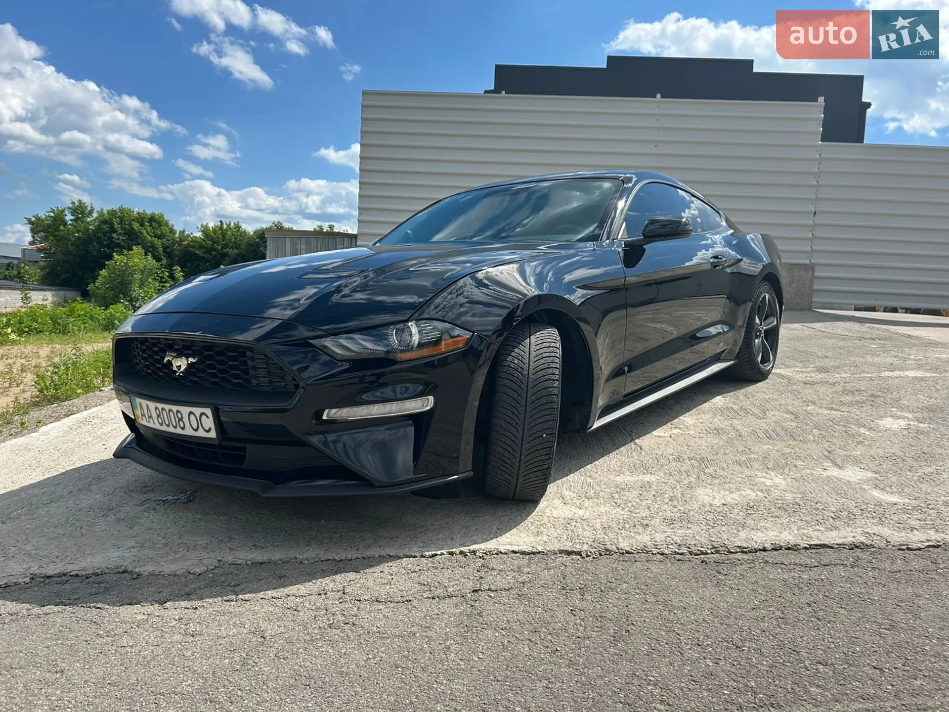 Ford Mustang 2018 VIN 1FA6P8TH9J5180367 фото оголошення 20 з 23