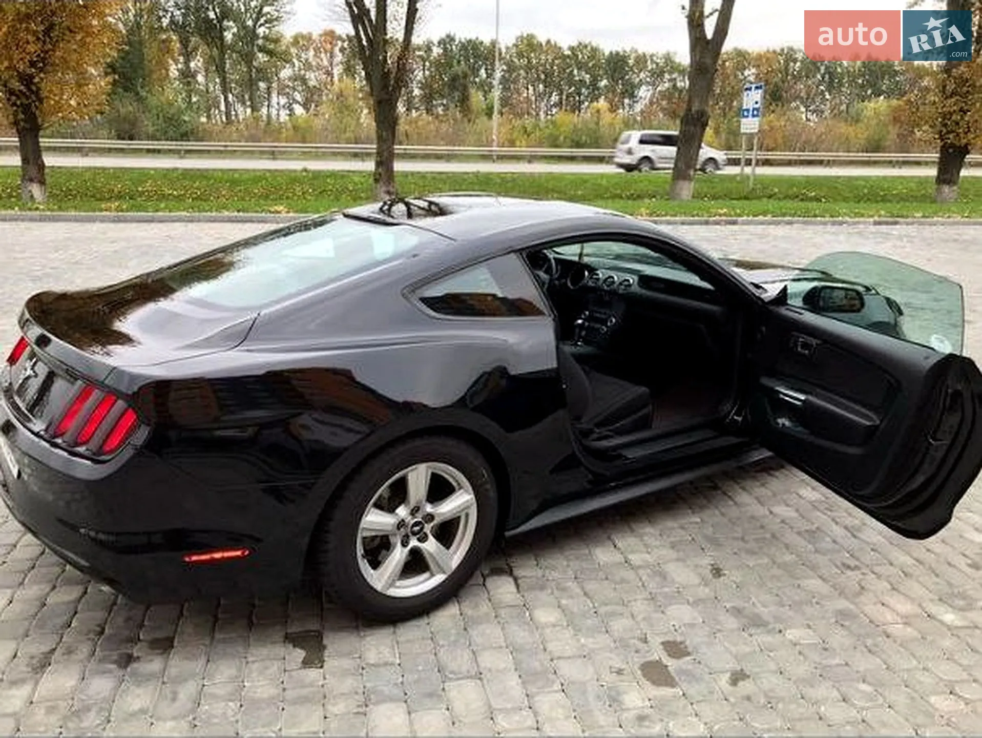2015 Ford Mustang - мініатюра 8
