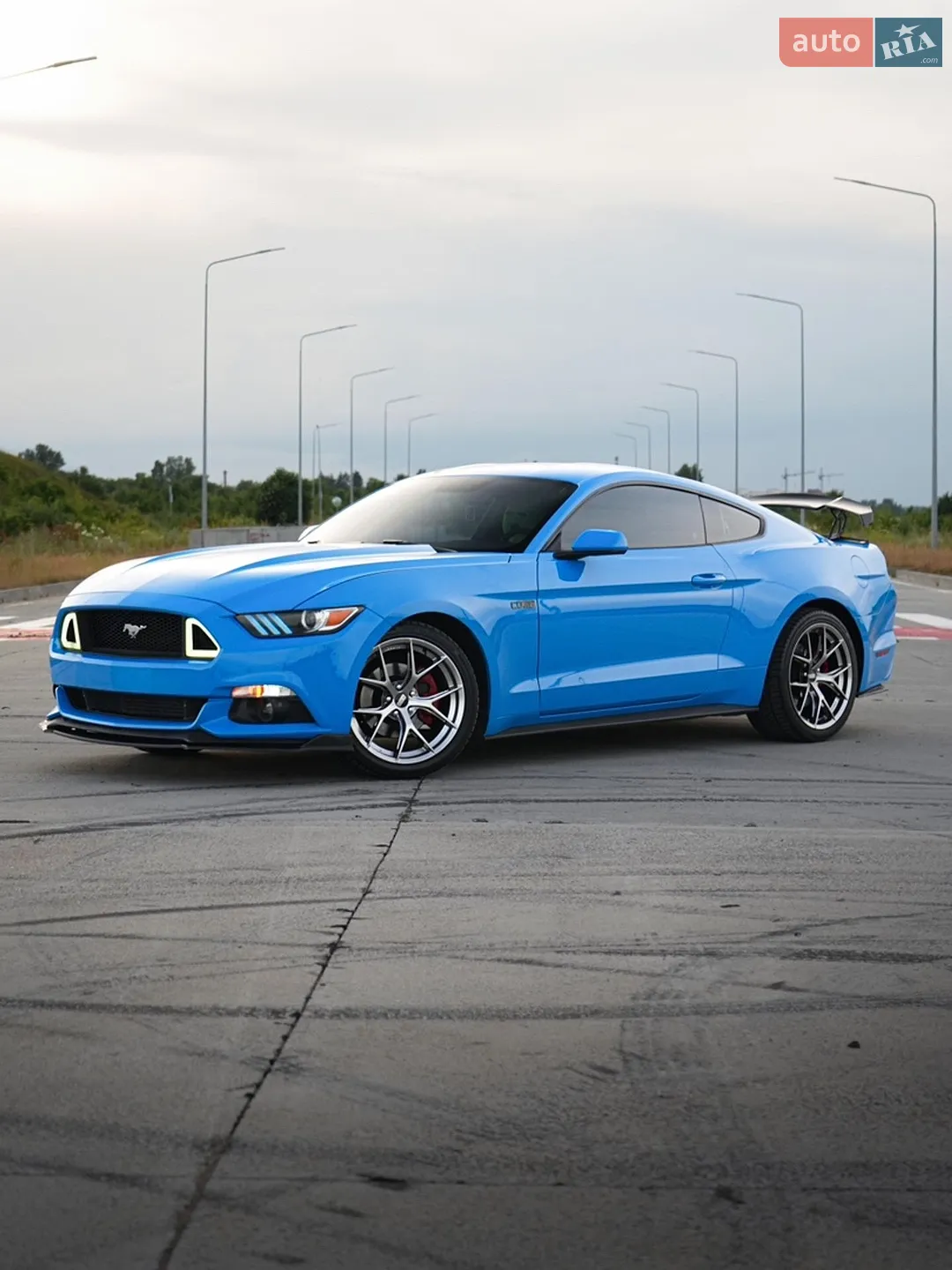 2017 Ford Mustang - мініатюра 3