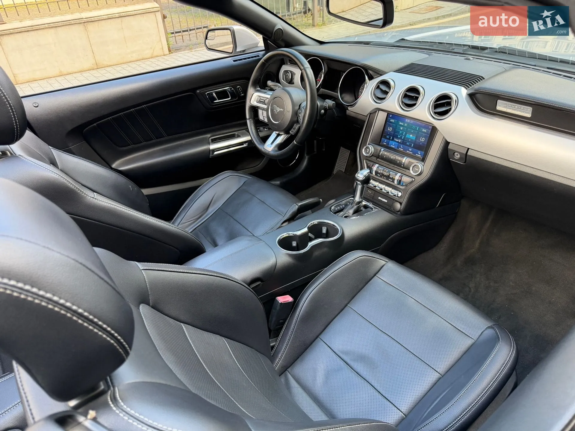 2016 Ford Mustang - мініатюра 13