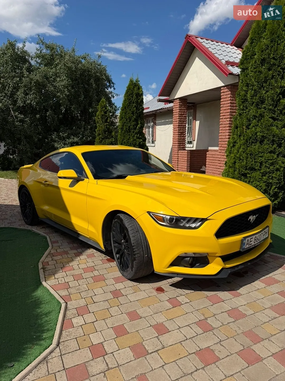 2014 Ford Mustang - мініатюра 2