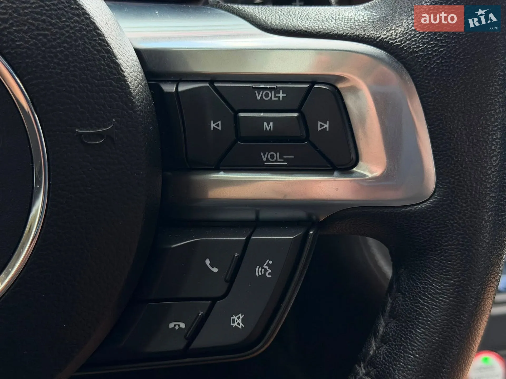 2016 Ford Mustang - мініатюра 13