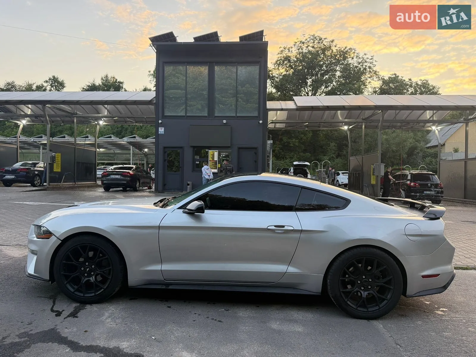 2017 Ford Mustang - мініатюра 3