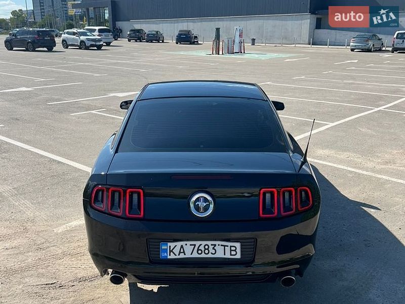 Купе Ford Mustang 2014 в Ирпене