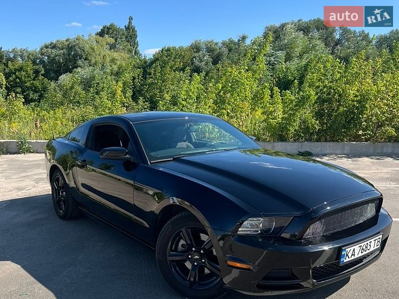 Купе Ford Mustang 2014 в Ирпене