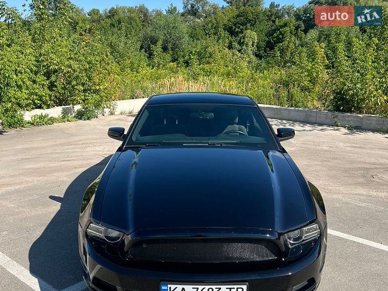 Купе Ford Mustang 2014 в Ирпене