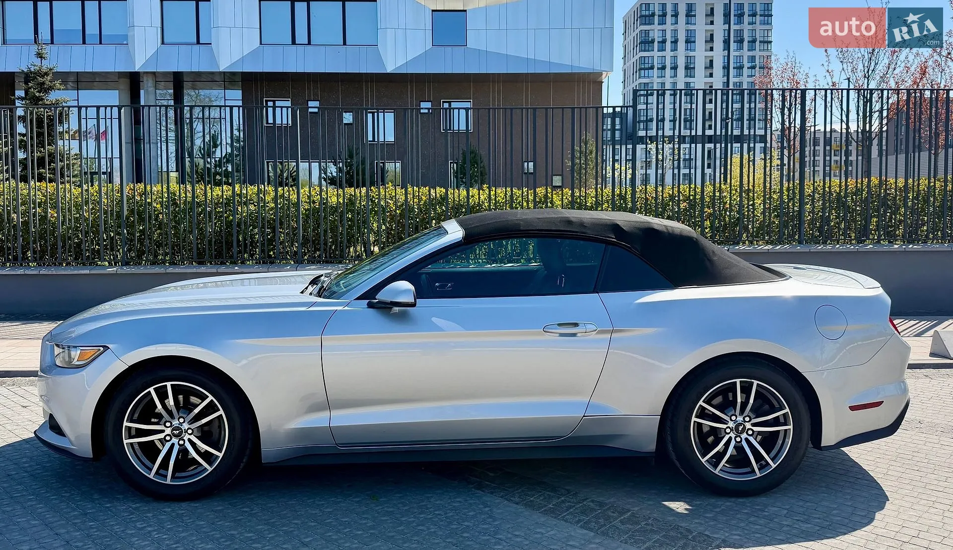 2015 Ford Mustang - мініатюра 3