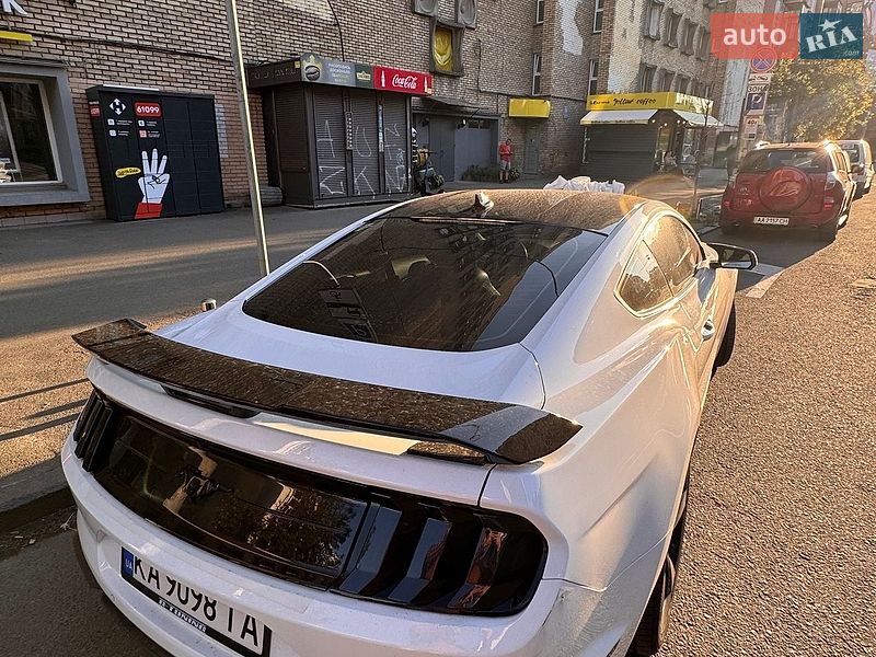 Купе Ford Mustang 2022 в Киеве