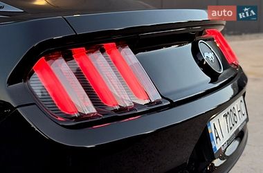 Купе Ford Mustang 2016 в Киеве