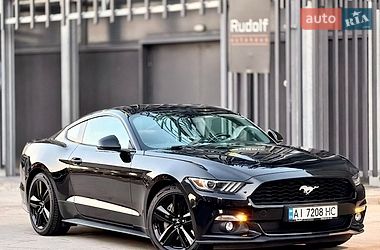 Купе Ford Mustang 2016 в Киеве