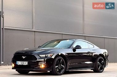 Купе Ford Mustang 2016 в Киеве