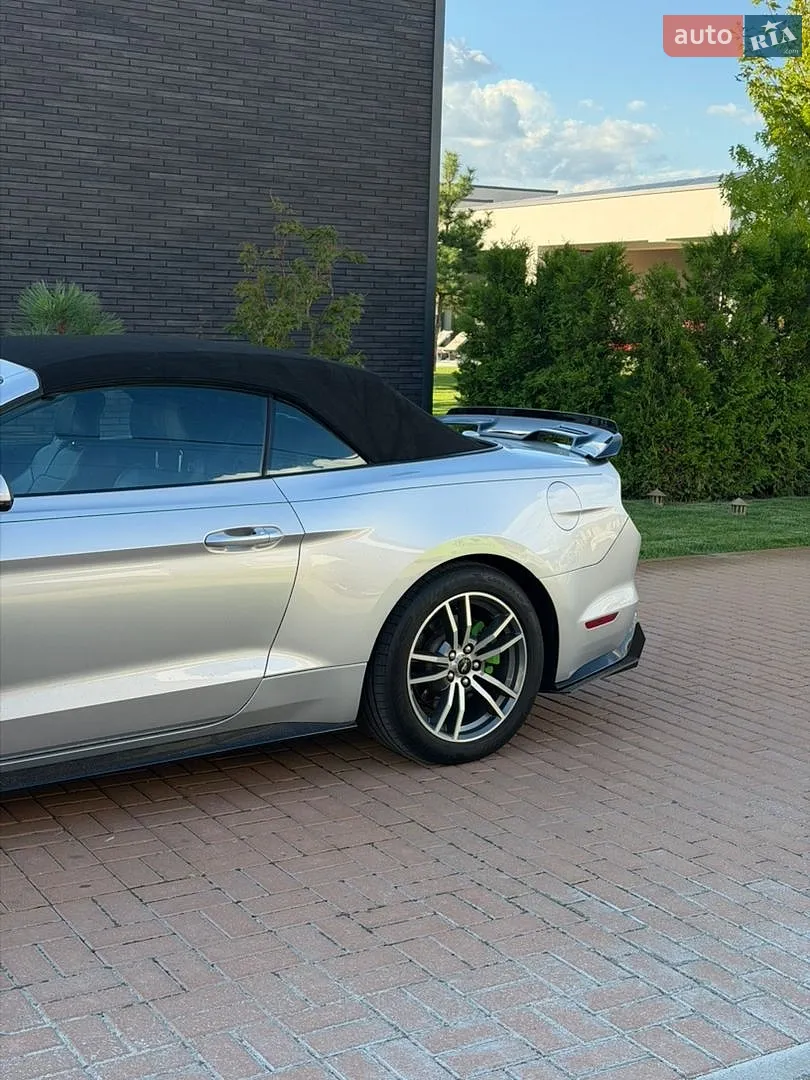 2015 Ford Mustang - мініатюра 6