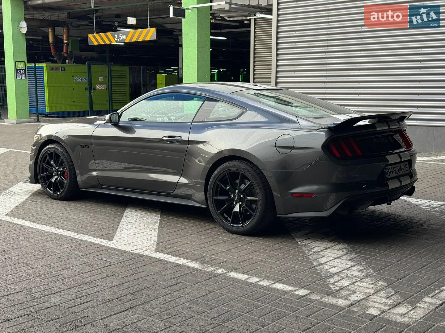 2017 Ford Mustang - мініатюра 3