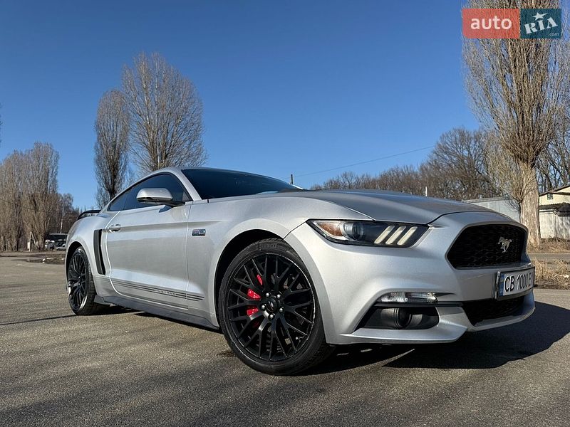 Купе Ford Mustang 2017 в Чернигове