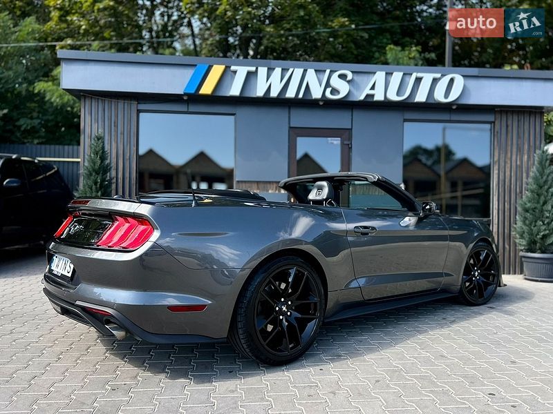 Кабриолет Ford Mustang 2020 в Одессе