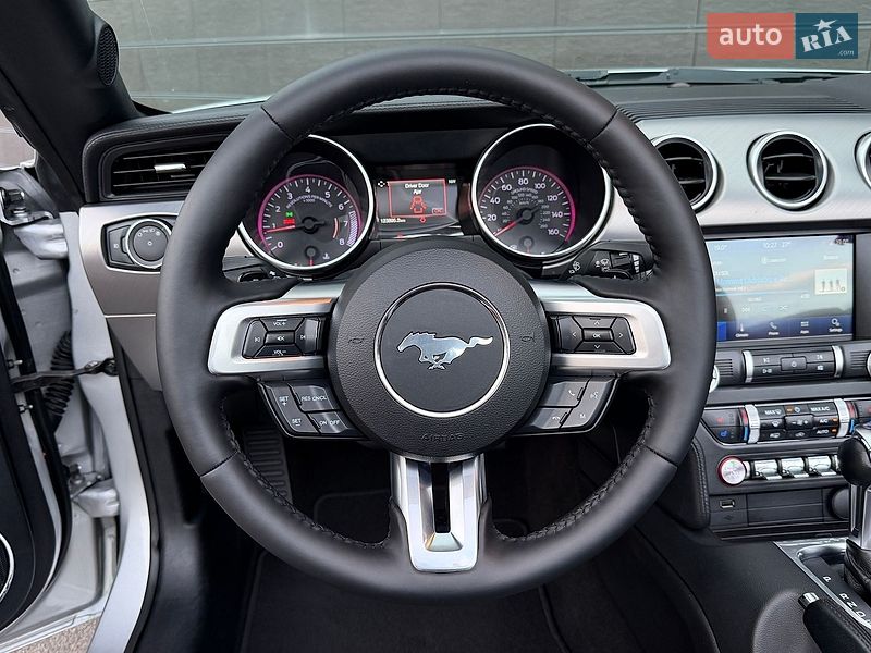 Кабріолет Ford Mustang 2018 в Києві