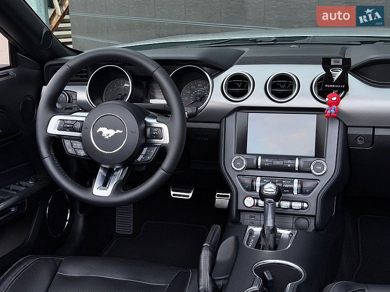 Кабріолет Ford Mustang 2018 в Києві