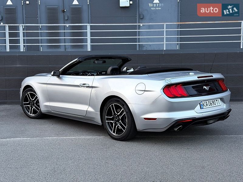 Кабріолет Ford Mustang 2018 в Києві