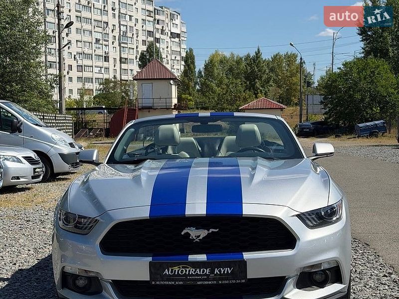 Кабріолет Ford Mustang 2017 в Києві