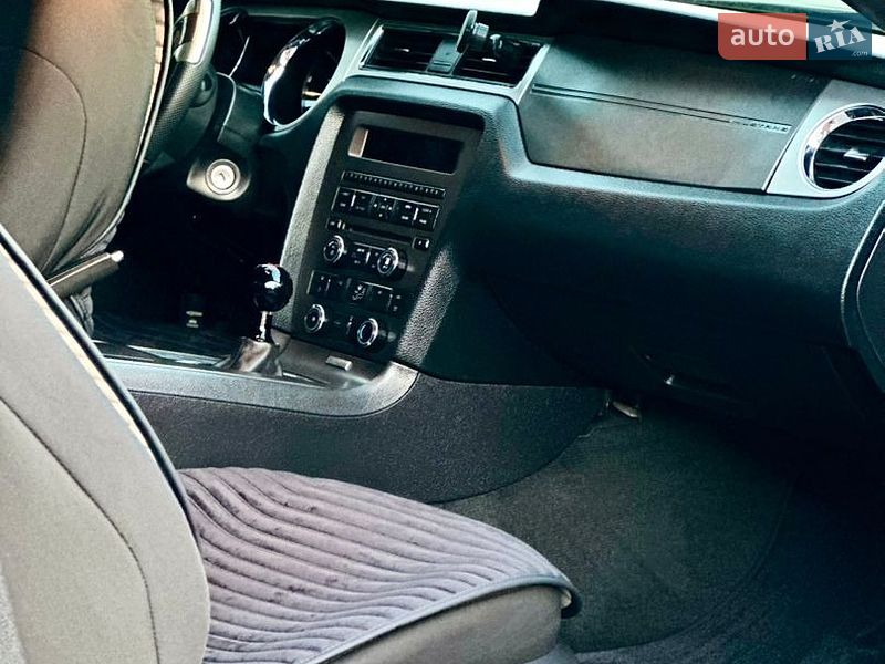 Купе Ford Mustang 2014 в Кам'янець-Подільському