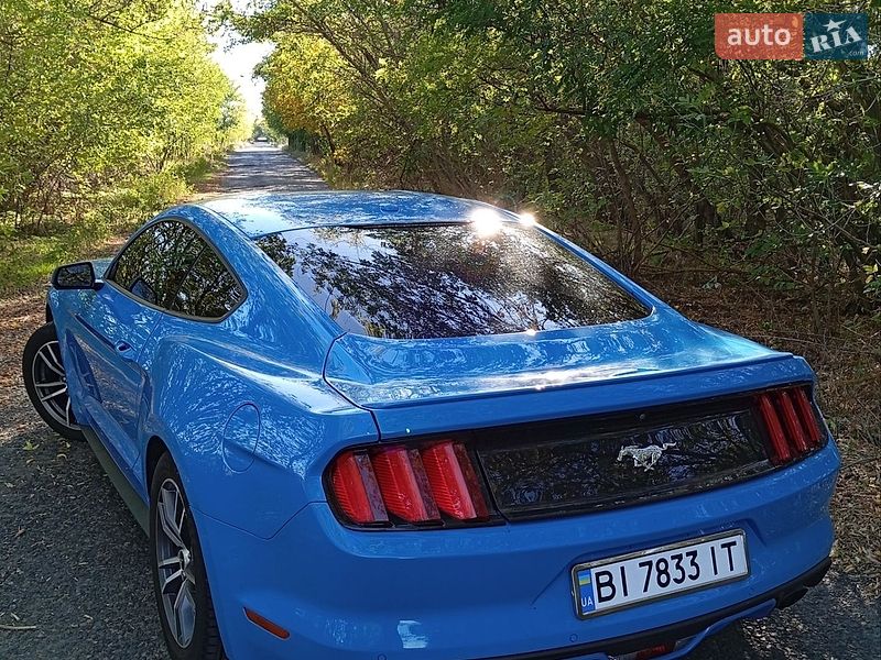 Купе Ford Mustang 2017 в Пирятине