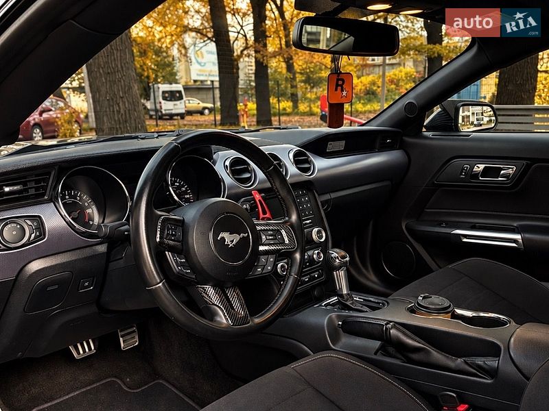 Купе Ford Mustang 2016 в Харькове фото 12 Купе Ford Mustang 2016 в Харькове