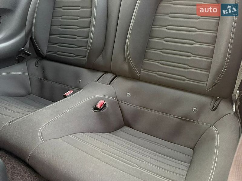 Купе Ford Mustang 2016 в Кропивницком
