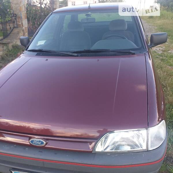 Седан Ford Orion 1992 в Трускавце