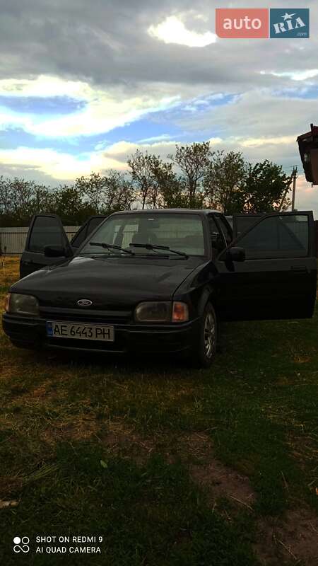 Седан Ford Orion 1989 в Днепре