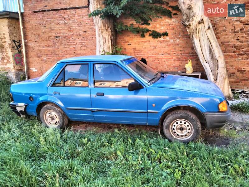 Седан Ford Orion 1986 в Бердичеві