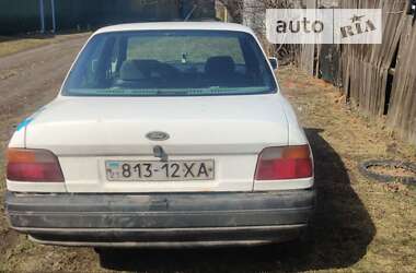 Седан Ford Orion 1990 в Люботине