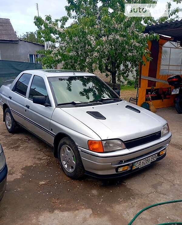 Ford Orion 1992