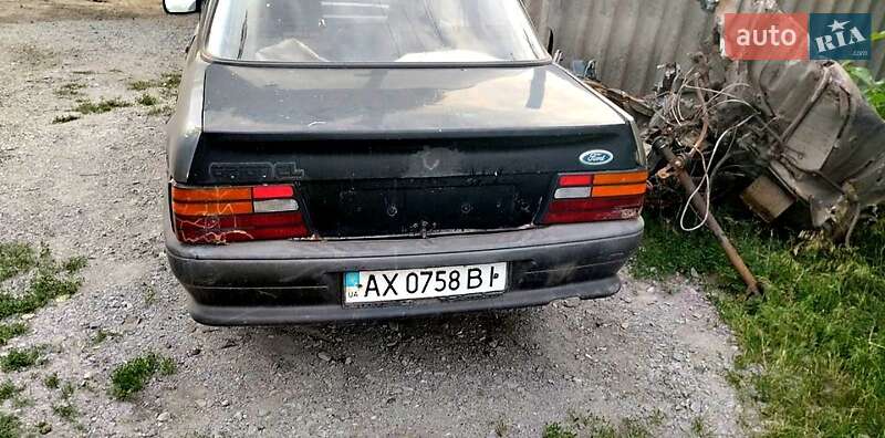 Седан Ford Orion 1986 в 