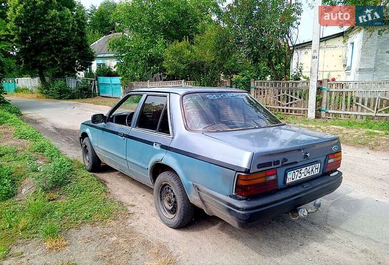 Седан Ford Orion 1986 в Катеринополе
