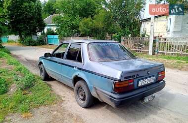 Седан Ford Orion 1986 в 
