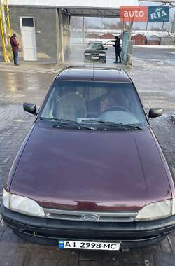 Седан Ford Orion 1991 в Казатине