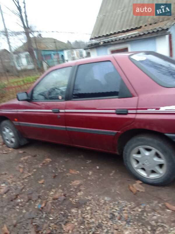 Седан Ford Orion 1992 в Первомайске