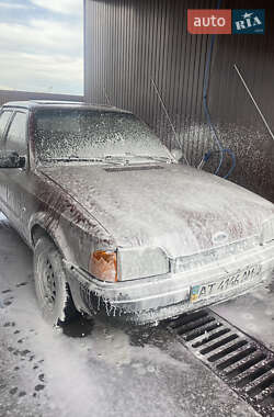 Седан Ford Orion 1987 в Ходореві