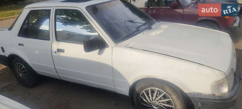 Седан Ford Orion 1986 в Черкассах фото 2 Седан Ford Orion 1986 в Черкассах