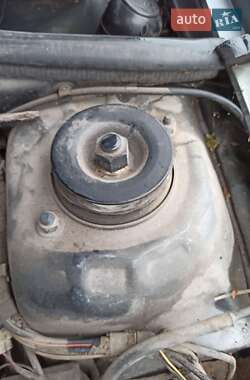 Седан Ford Orion 1992 в 