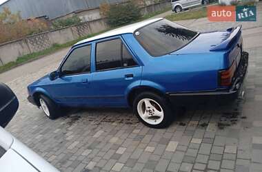 Седан Ford Orion 1988 в 