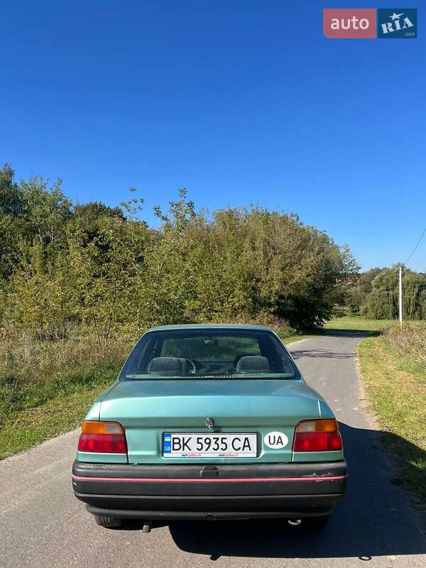 Седан Ford Orion 1990 в Ровно фото 5 Седан Ford Orion 1990 в Ровно