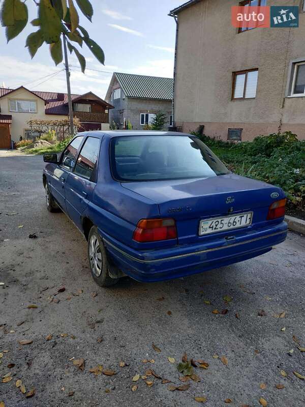 Седан Ford Orion 1992 в Бережанах