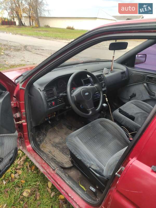 Седан Ford Orion 1992 в Кременце фото 3 Седан Ford Orion 1992 в Кременце