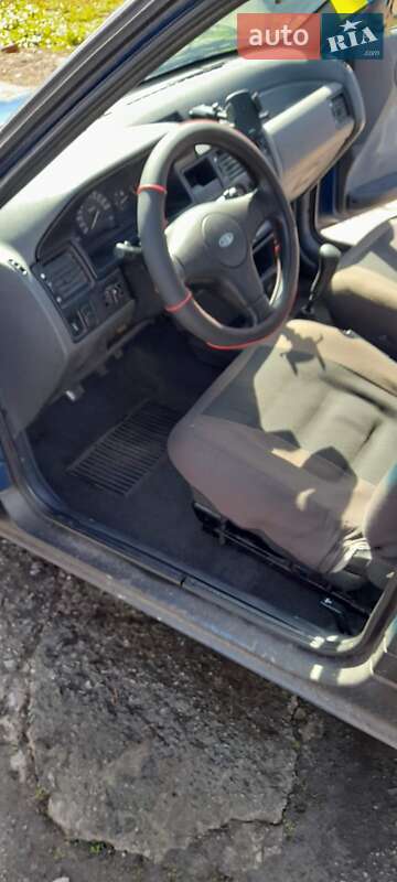 Седан Ford Orion 1991 в Киеве фото 5 Седан Ford Orion 1991 в Киеве